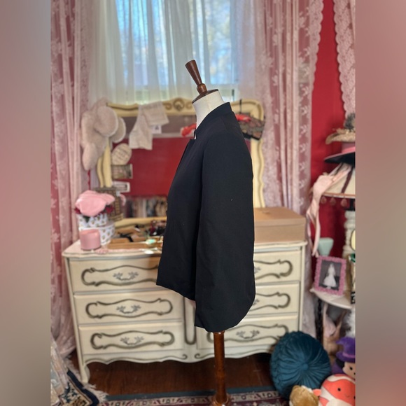 Alexander + David cape blazer size small NWOT - Picture 2 of 4